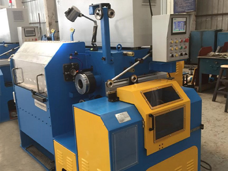 Mesin gambar kawat tangki air horizontal